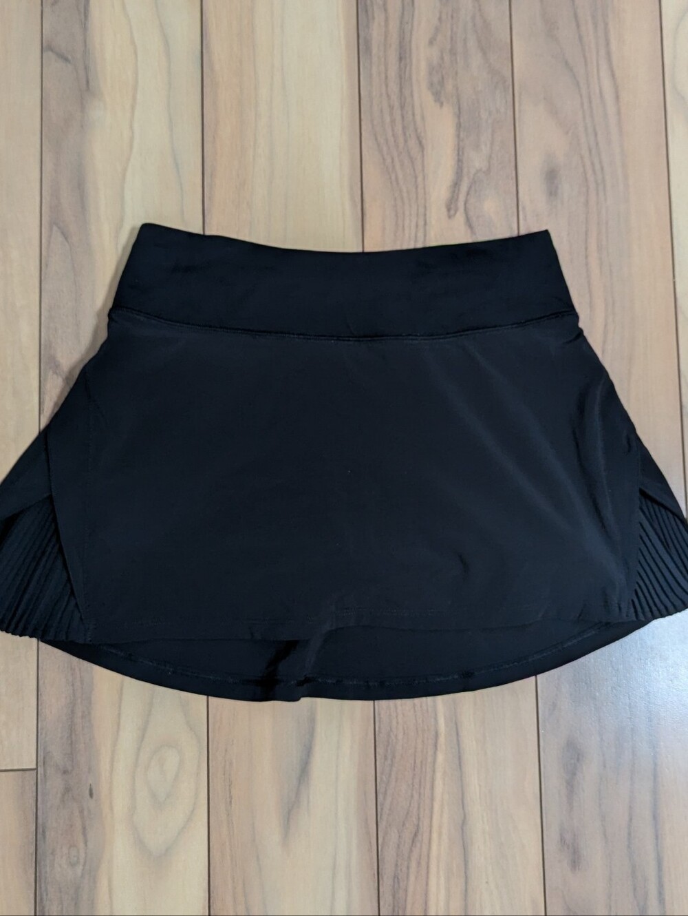 EUC! Lululemon Play Off The Pleats Tennis Skirt In Black Size 2